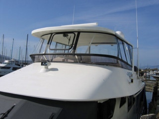 Wiper attachment to Boat Windshield